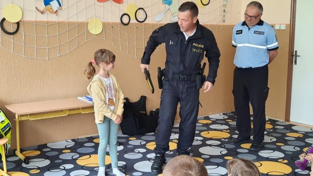 policie u 1ab-09
